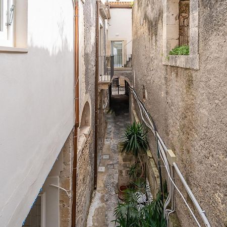 Ortigia Lifestyle 4 Seasons Villa Syracuse Exterior photo